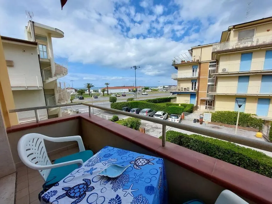 וירג'יו Acquadimare Apartment