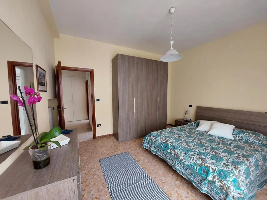 וירג'יו Acquadimare Apartment