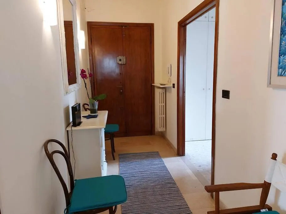 Acquadimare Apartment Viareggio 0*,
